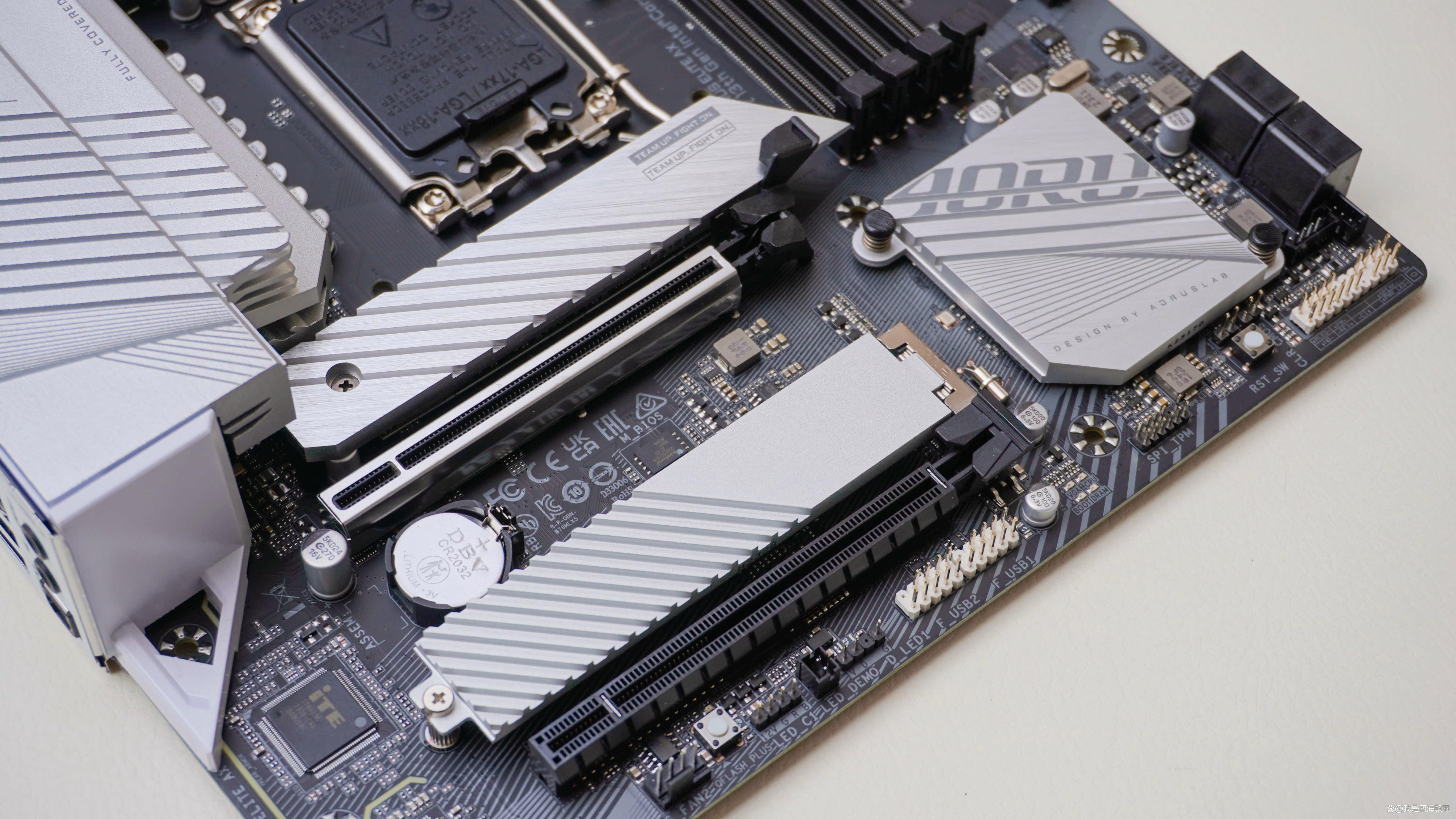 Hardware devices (hardware devices can be used as both input and output)